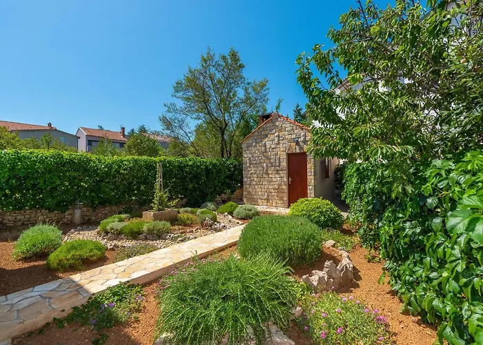 Milka By Interhome Pridraga
